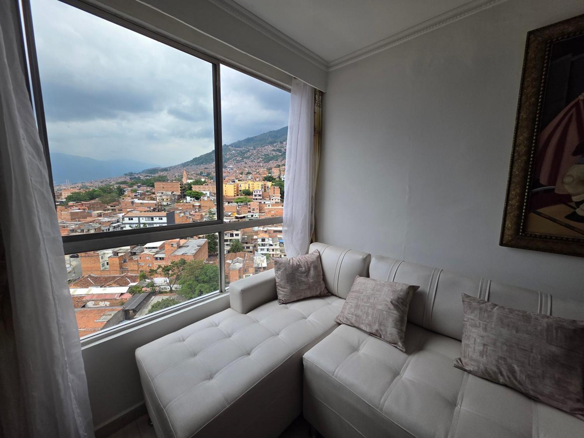 Apartamento Vistas Lindas Cerca Centro Medellín Exteriér fotografie